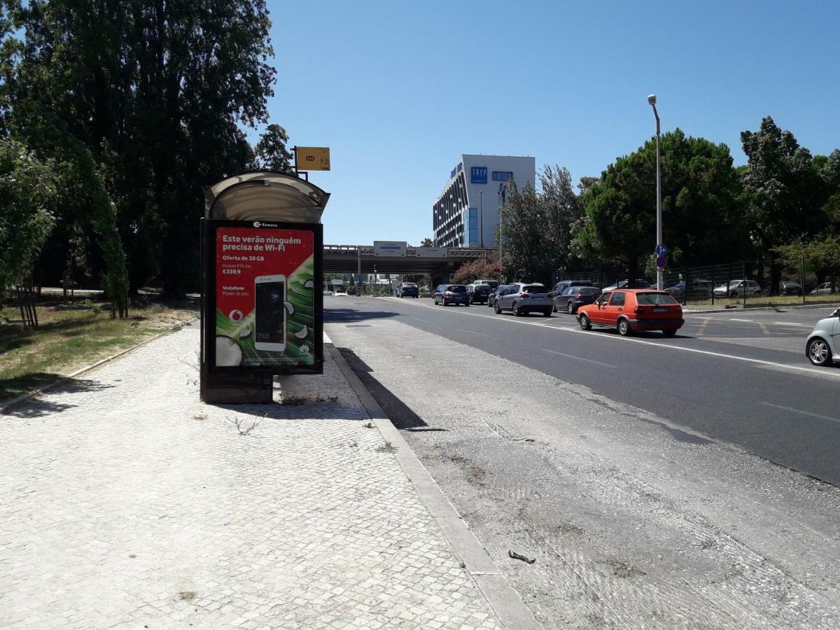 Best House Airport Lisbon Exterior photo